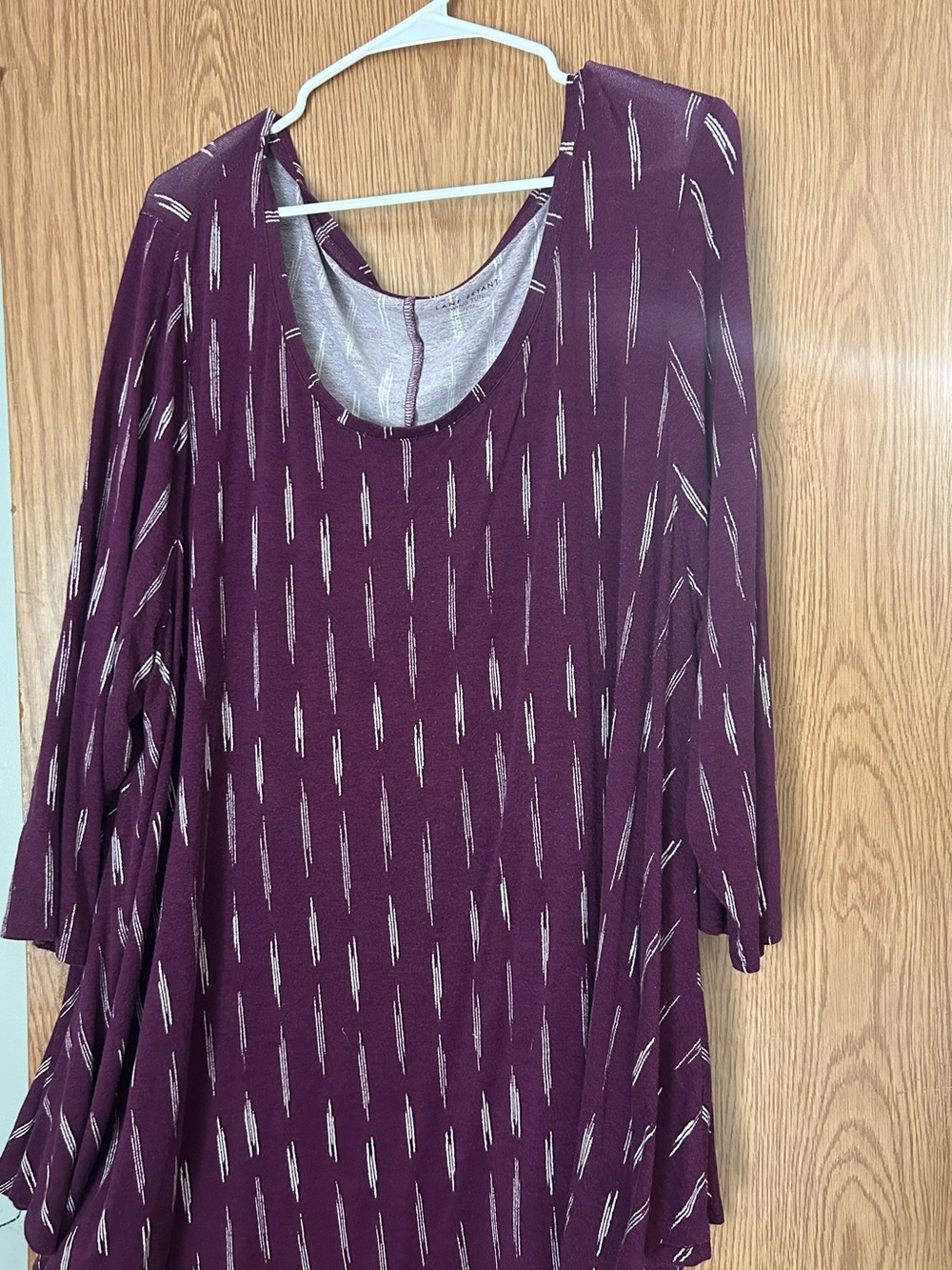 Women's Long Sleeve Scoop Neck Top in Plum